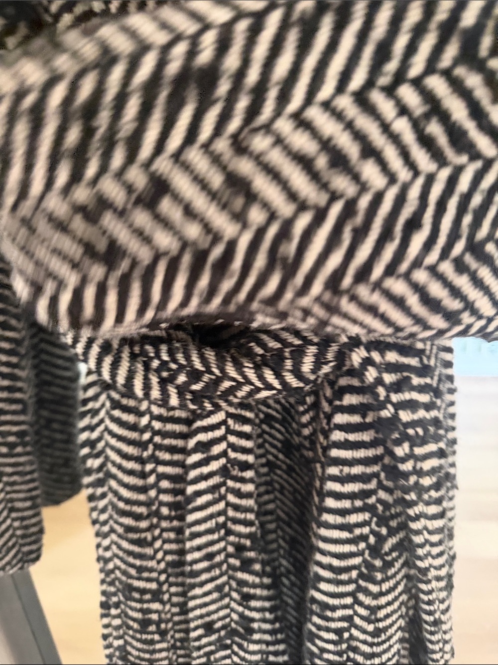 Mango Black & Cream Herringbone Long Belted Robe Coat anine bing wool - Picture 3 of 3